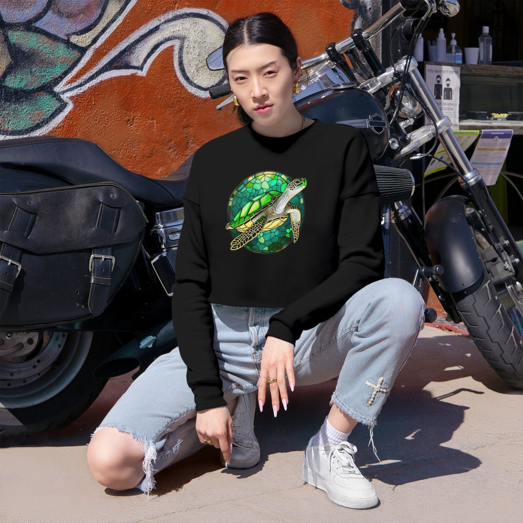 Eco-Friendly Women's Cropped Sweatshirt with Sea Turtle Design | Perfect for Nature Lovers