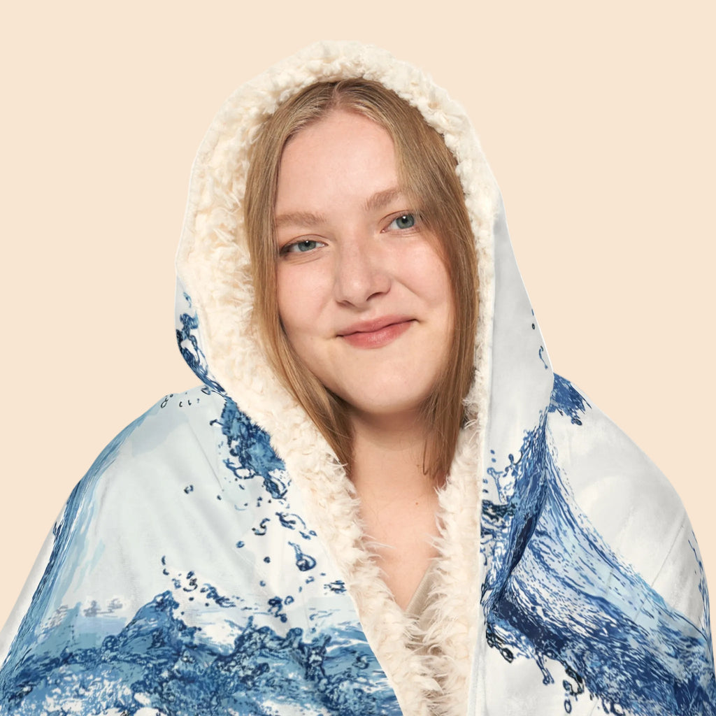Cozy Splash Art Heart Print Snuggle Blanket - Perfect for Love & Comfort