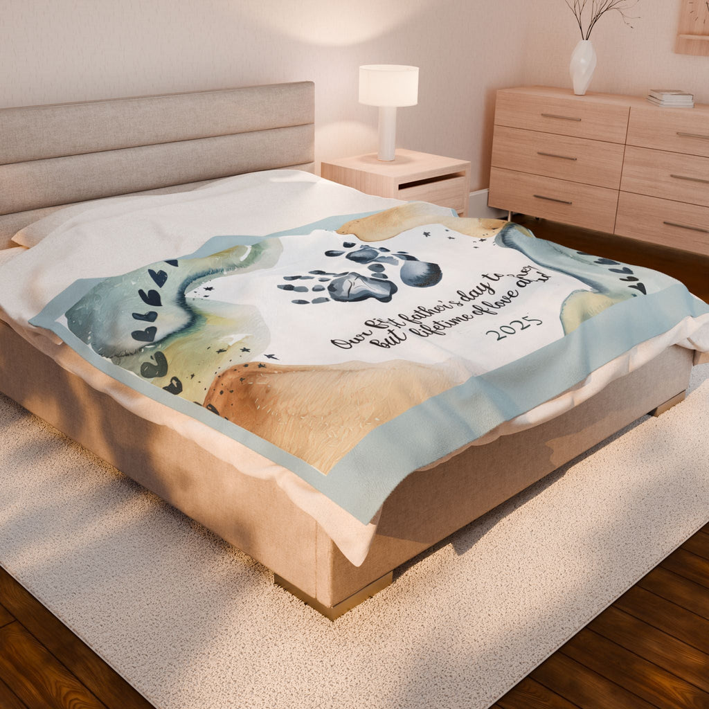 First Father's Day Velveteen Plush Blanket - Handprint Design for Baby's First Year