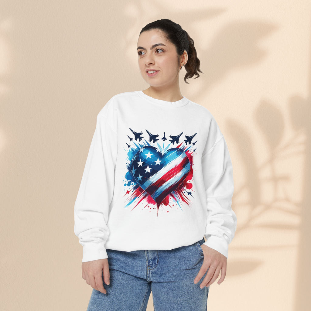Patriotic Heart Sweatshirt, USA Pride Apparel, Unisex Fashion