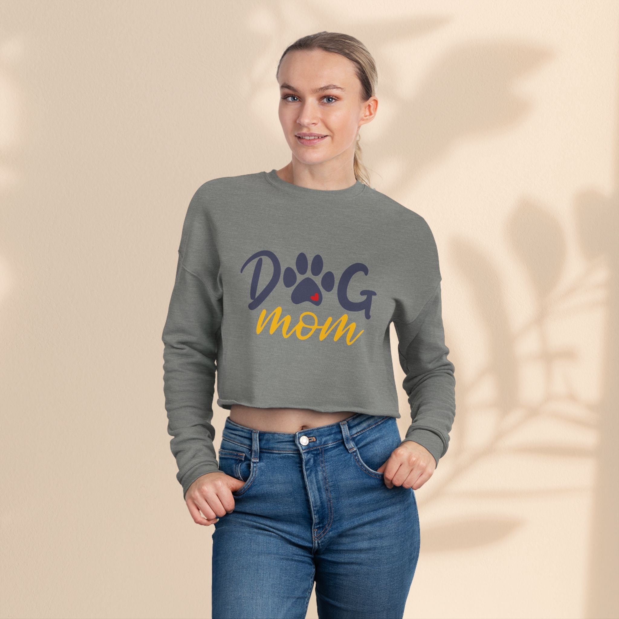 Dog Mom Cropped Sweatshirt - Perfect Gift for Dog Lovers