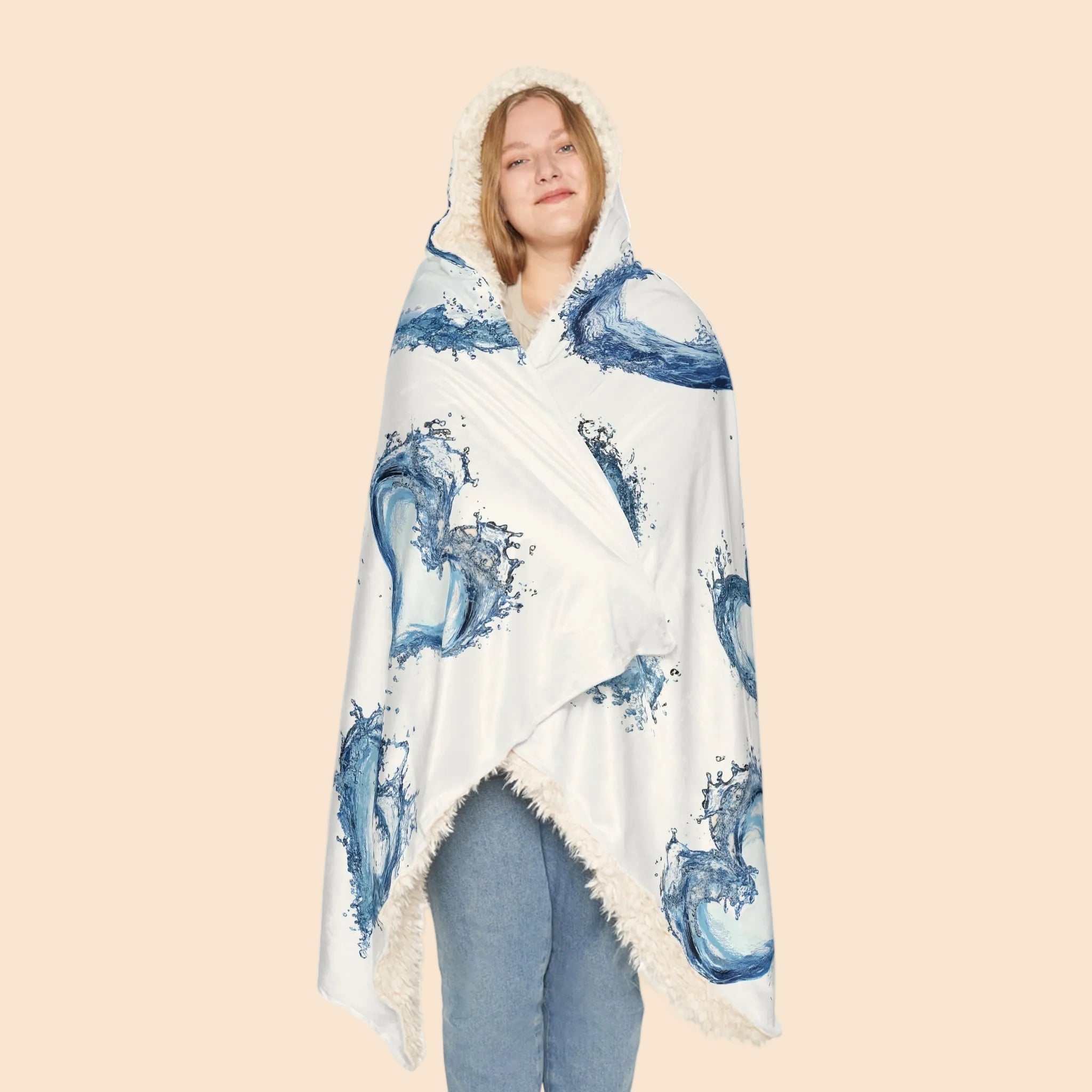 Cozy Splash Art Heart Print Snuggle Blanket - Perfect for Love & Comfort