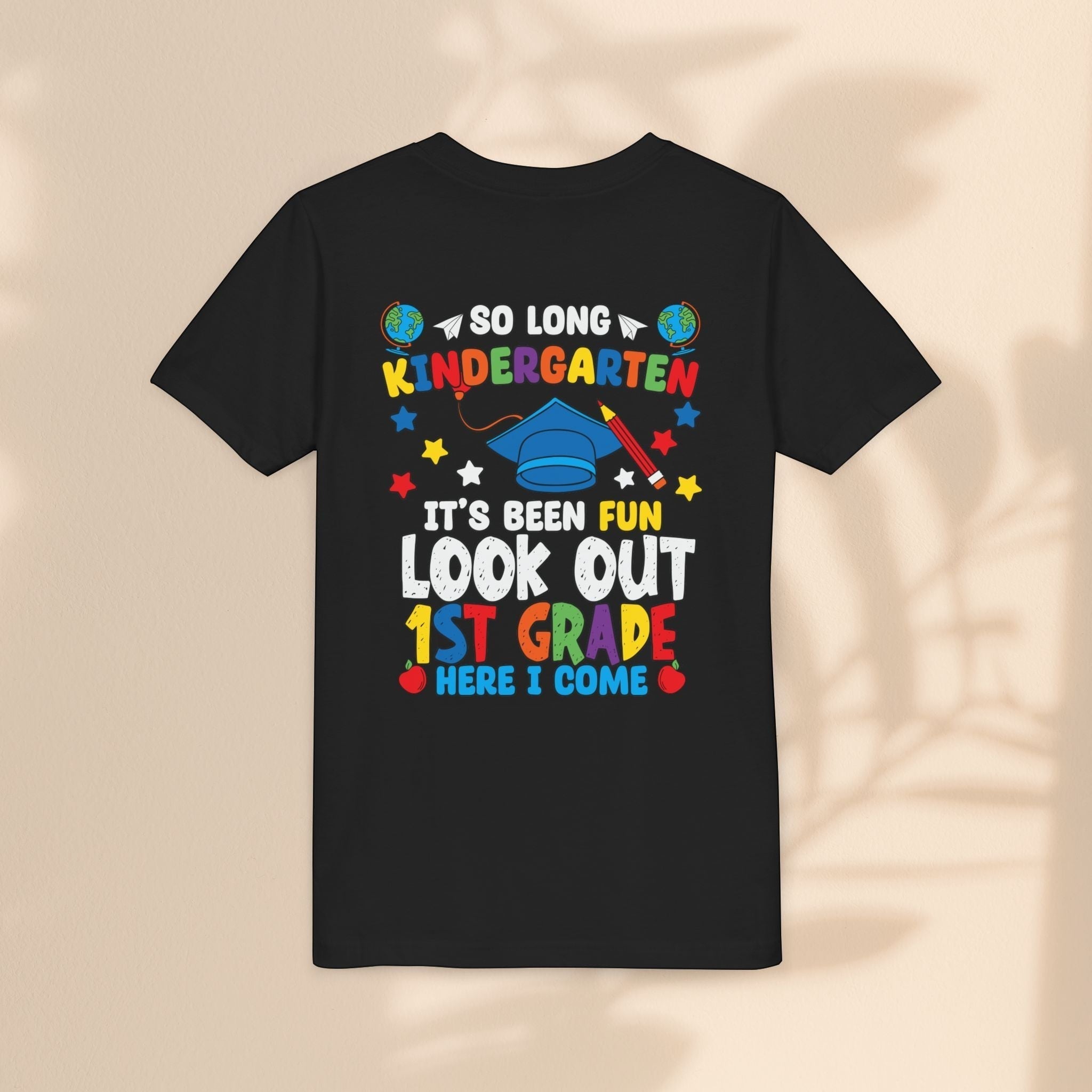 Look Out First Grade Here I Come T-Shirt - Kindergarten to 1st Grade Transition T-Shirt