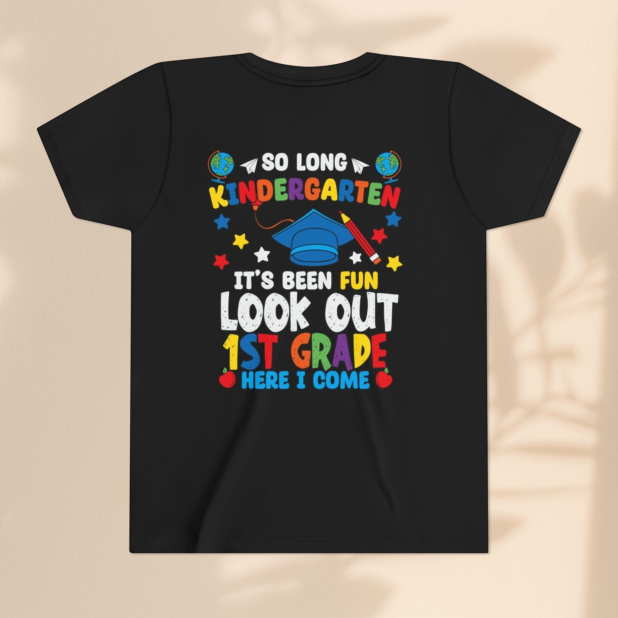 Look Out First Grade Here I Come T-Shirt - Kindergarten to 1st Grade Transition T-Shirt