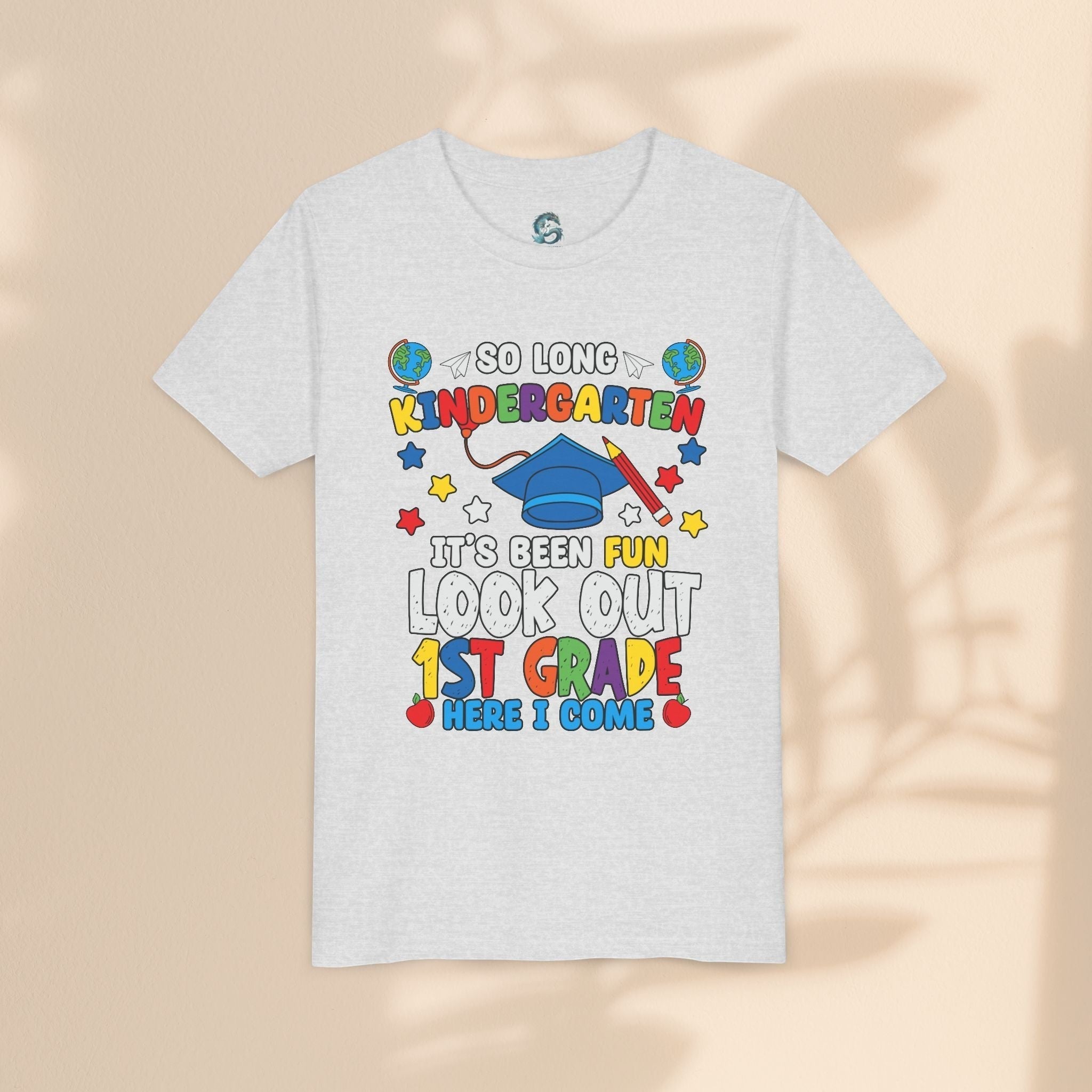 Look Out First Grade Here I Come T-Shirt - Kindergarten to 1st Grade Transition T-Shirt