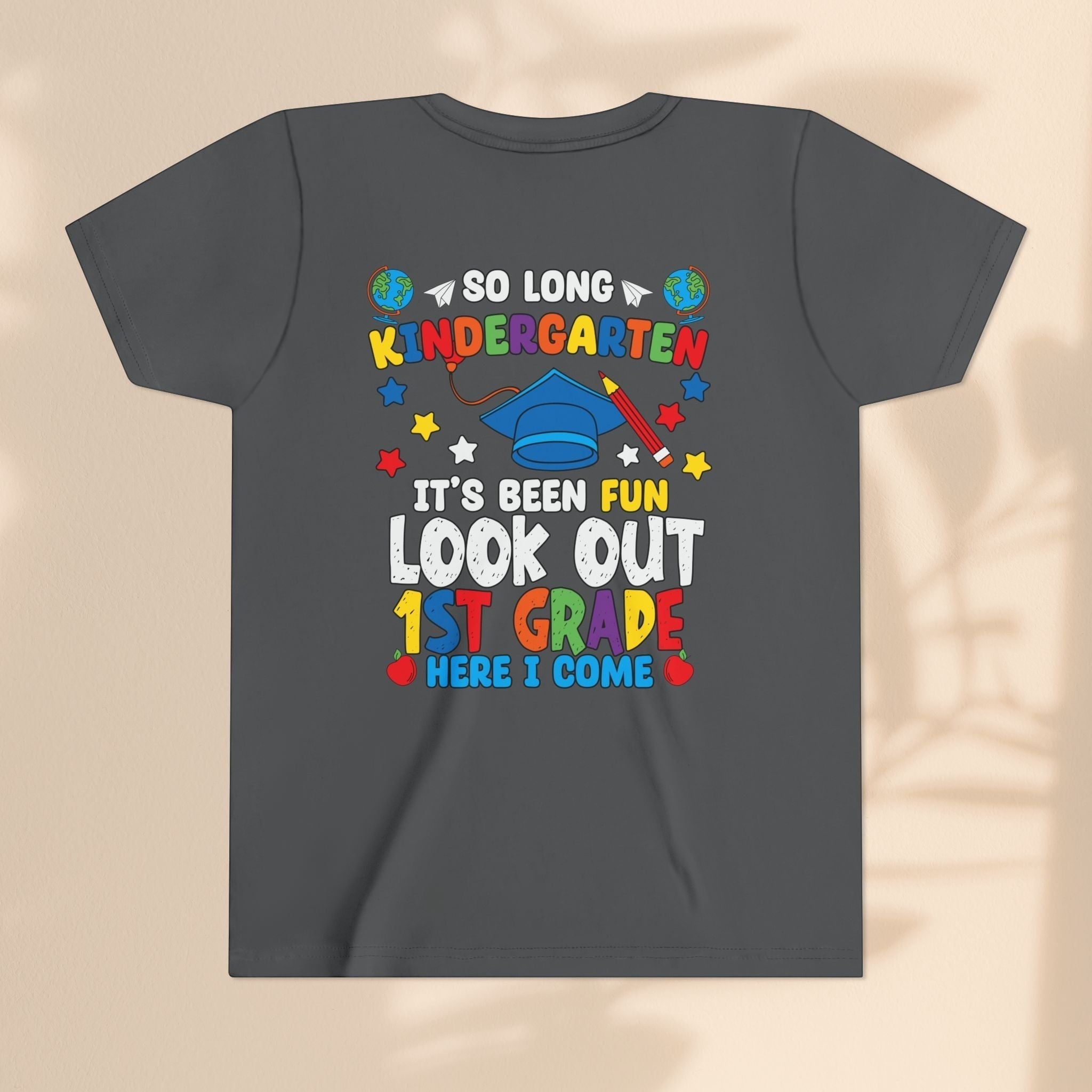 Look Out First Grade Here I Come T-Shirt - Kindergarten to 1st Grade Transition T-Shirt