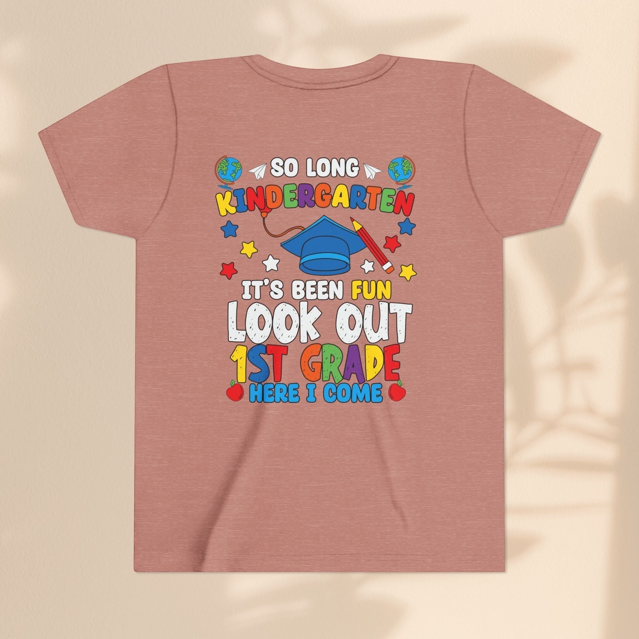 Look Out First Grade Here I Come T-Shirt - Kindergarten to 1st Grade Transition T-Shirt