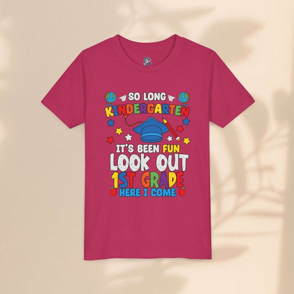 Look Out First Grade Here I Come T-Shirt - Kindergarten to 1st Grade Transition T-Shirt