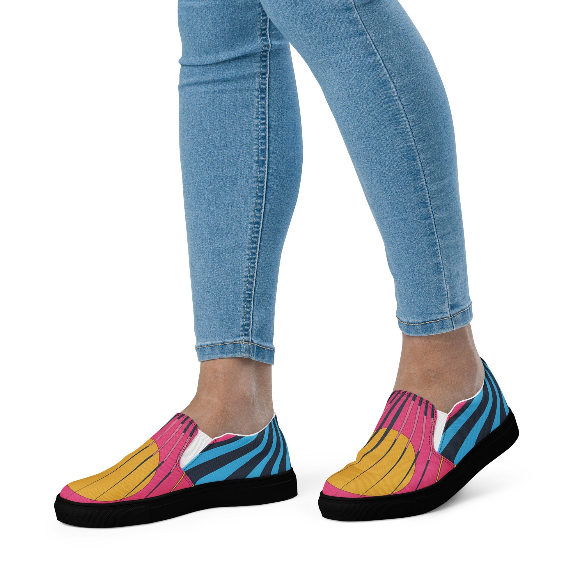Happy Footing Women’s slip-on canvas shoes